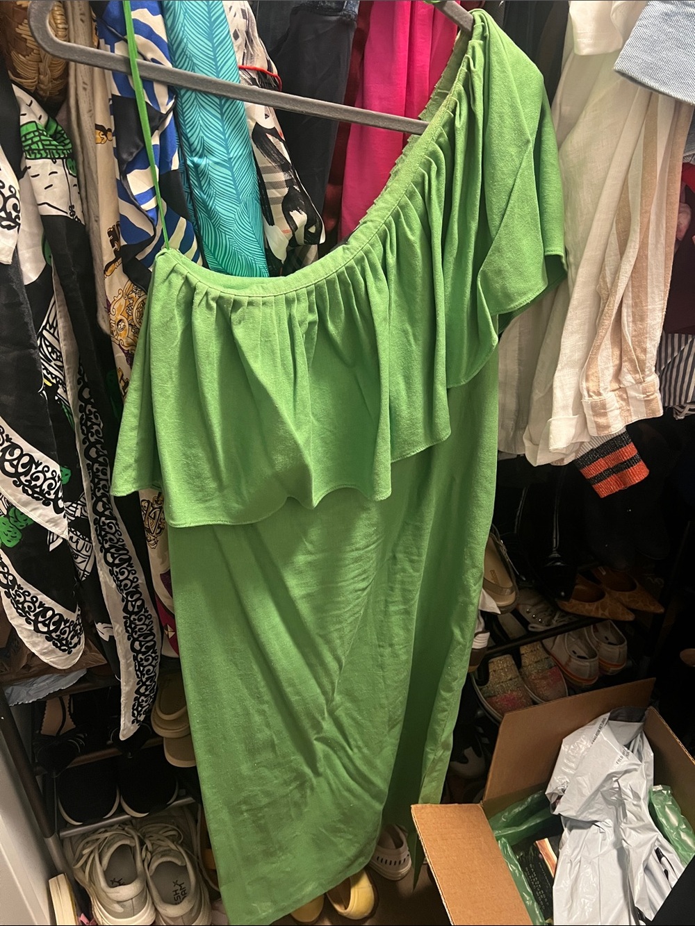 Pomander Place One-Shoulder Green Ruffle Women's Dress - Picture 3 of 8